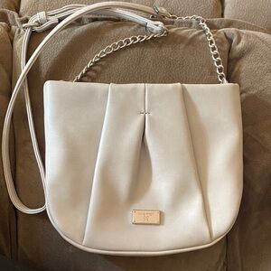 Nine West Elegant Shoulder Bag